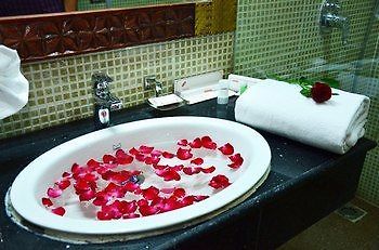 Lilypool - The Heritage Jalmahal Jaipur Bagian luar foto